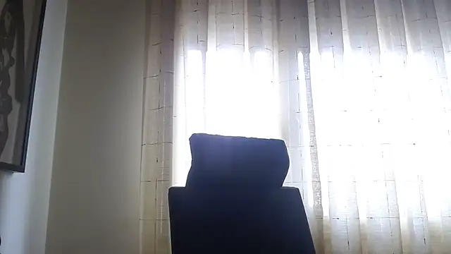 Snapshot of TonyComa chatting on May 13, 2026, 2:03 pm TonyComa online show from May 13, 2026, 2:03 pm