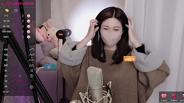 tw lala online show from January 9, 2025, 4:28 pm