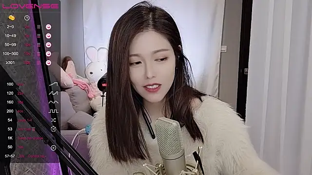 tw lala online show from January 19, 2025, 7:15 pm