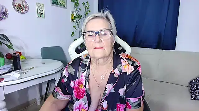 Selenna57 online show from January 12, 2026, 7:08 pm