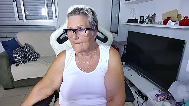 Selenna57 online show from June 25, 2026, 5:17 pm