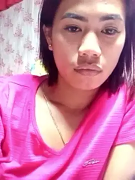 Snapshot of Cutie_body11 chatting on May 16, 2026, 2:30 am Cutie body11 online show from May 16, 2026, 2:30 am