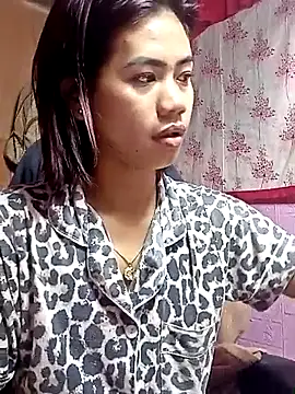 Snapshot of Cutie_body11 chatting on May 23, 2026, 7:56 am Cutie body11 online show from May 23, 2026, 7:56 am