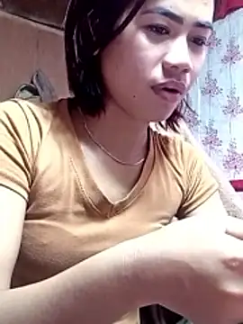 Snapshot of Cutie_body11 chatting on May 30, 2026, 1:14 am Cutie body11 online show from May 30, 2026, 1:14 am