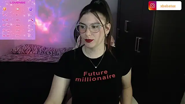 xxbbtaa online show from February 20, 2025, 1:25 am