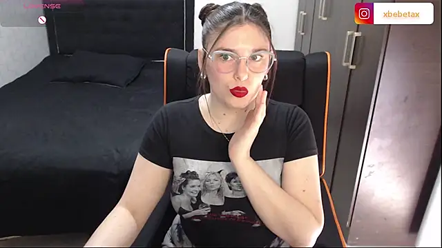 xxbbtaa online show from October 29, 2025, 6:09 pm