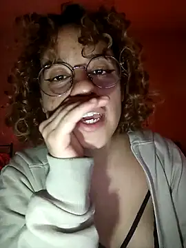 EmmaMelissa0521 online show from February 15, 2025, 4:36 am