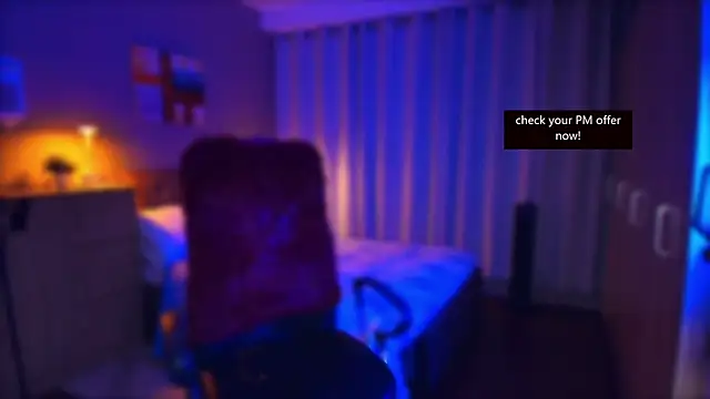 AnneHartx online show from October 13, 2025, 6:57 am