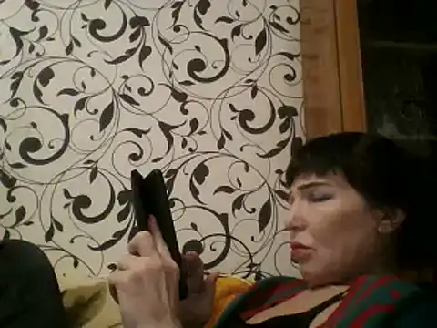 JeaneDavis online show from March 10, 2025, 6:45 pm