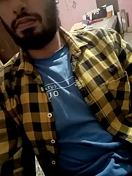 Snapshot of SimplyKarthik09 chatting on December 29, 2024, 8:26 pm SimplyKarthik09 online show from December 29, 2024, 8:26 pm