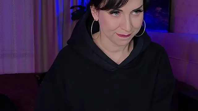 Snapshot of lily_conor chatting on November 10, 2025, 4:17 pm lily conor online show from November 10, 2025, 4:17 pm