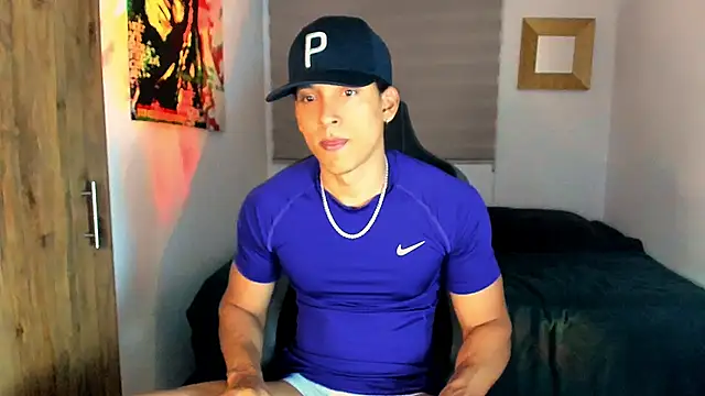 Liam V online show from January 8, 2025, 1:00 am