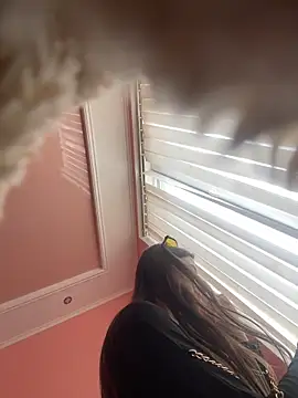 Flossy Vettie online show from March 18, 2026, 12:52 pm