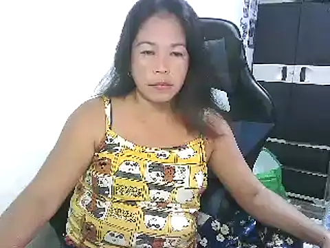 Snapshot of yummytitsxxx168 chatting on January 10, 2025, 2:46 am yummytitsxxx168 online show from January 10, 2025, 2:46 am