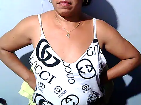 Snapshot of yummytitsxxx168 chatting on February 22, 2026, 3:07 am yummytitsxxx168 online show from February 22, 2026, 3:07 am