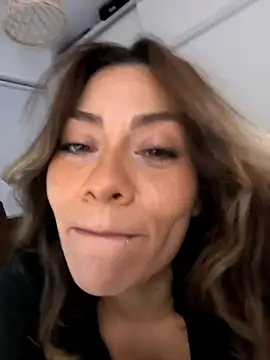 SamyJones9 online show from October 26, 2025, 5:46 am