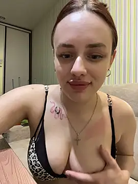 Lisaaan online show from March 31, 2026, 10:10 pm