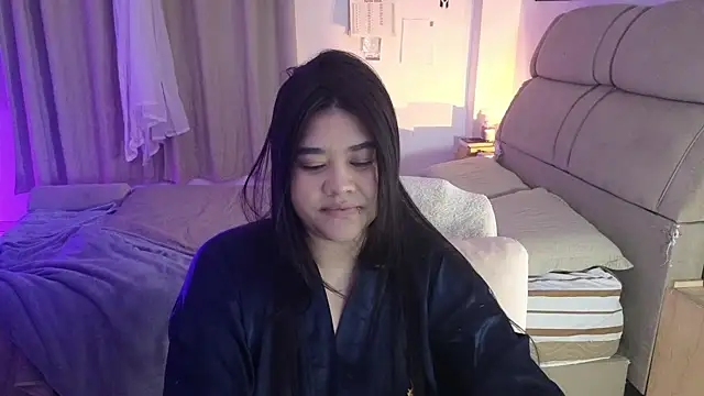 Snapshot of feluriana chatting on May 5, 2026, 12:29 am feluriana online show from May 5, 2026, 12:29 am