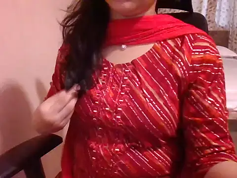 Pinky 4 online show from February 3, 2026, 3:48 am