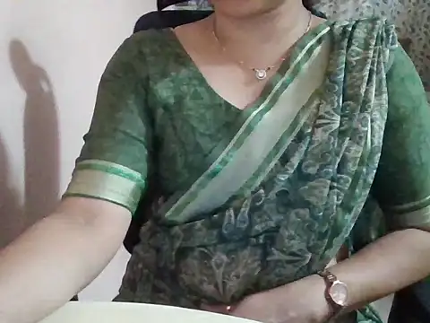 Pinky 4 online show from May 8, 2026, 6:13 pm
