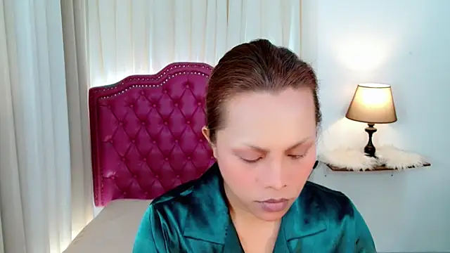 DreamLADYBOY online show from March 28, 2026, 2:22 am