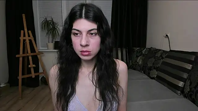 MolagAnna online show from April 30, 2026, 8:15 pm