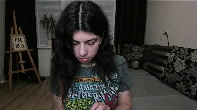 Snapshot of MolagAnna chatting on May 14, 2026, 8:15 pm MolagAnna online show from May 14, 2026, 8:15 pm