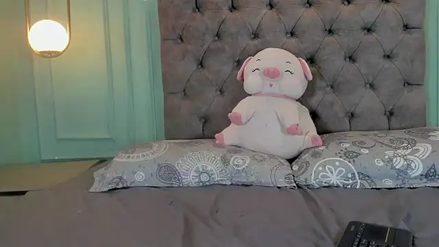 Snapshot of kathe_hot chatting on February 10, 2025, 8:10 pm kathe hot online show from February 10, 2025, 8:10 pm