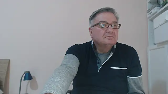 YOU6me online show from February 22, 2025, 10:40 am