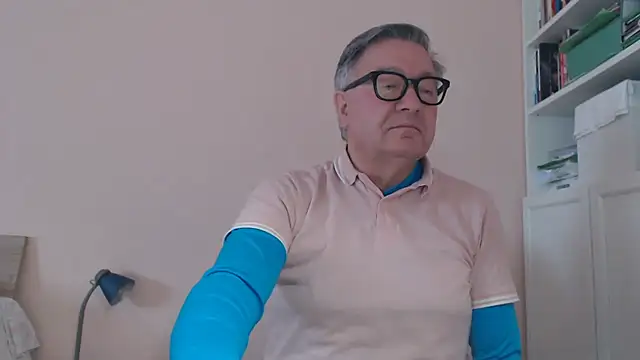 YOU6me online show from January 18, 2026, 8:29 am