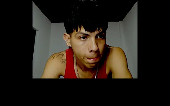 Snapshot of JacobKamilo chatting on July 6, 2026, 11:07 pm JacobKamilo online show from July 6, 2026, 11:07 pm