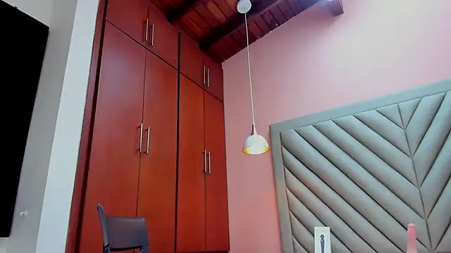 ValerySex  online show from March 12, 2025, 3:02 am