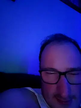 Snapshot of gdawg78 chatting on February 18, 2026, 3:57 am gdawg78 online show from February 18, 2026, 3:57 am