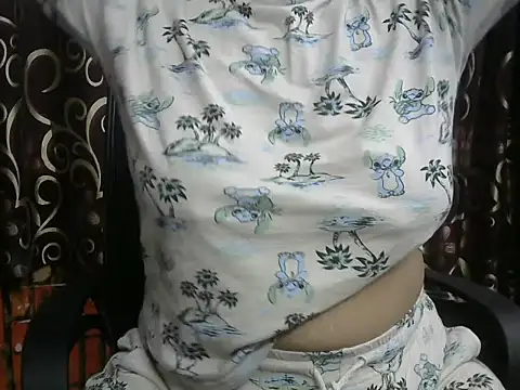 Snapshot of Bold-Radhika chatting on November 29, 2025, 12:30 pm Bold-Radhika online show from November 29, 2025, 12:30 pm