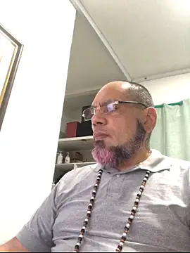 Snapshot of Myke_Miller_ chatting on June 11, 2026, 3:26 am Myke Miller online show from June 11, 2026, 3:26 am