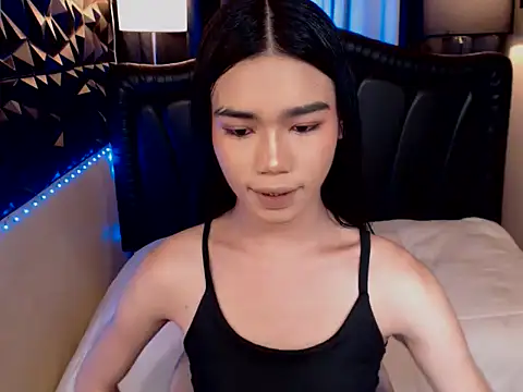 VerSexTs online show from May 26, 2026, 3:24 am