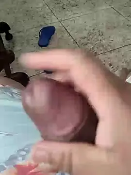 vini4016 online show from January 1, 2025, 5:11 pm