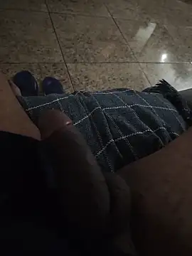 vini4016 online show from October 10, 2025, 8:30 pm