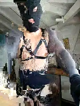 KatiaEnFeu online show from September 19, 2025, 3:45 pm