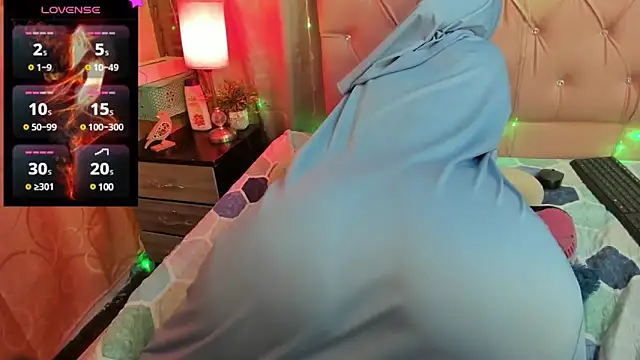 DarshaKhemu online show from December 17, 2024, 11:27 pm