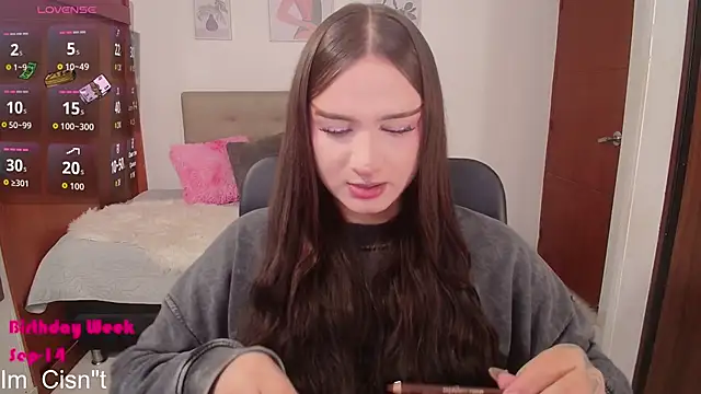 Miley Baker online show from September 15, 2025, 1:44 pm