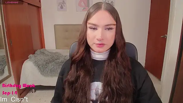 Miley Baker online show from September 19, 2025, 1:45 pm