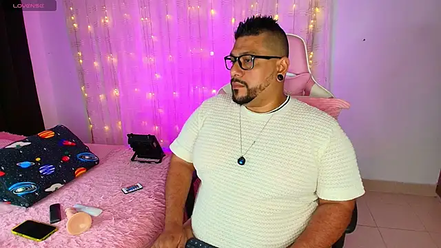 jacoob woods online show from March 4, 2025, 2:17 am