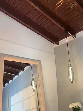 kem hott online show from February 28, 2025, 10:09 am