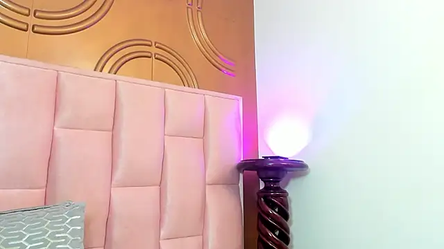 valeriaa19 online show from March 9, 2025, 8:29 am