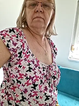 Snapshot of Margaret-milf chatting on May 11, 2026, 8:42 am Margaret-milf online show from May 11, 2026, 8:42 am