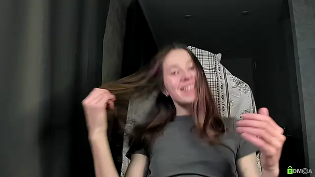 Courtney Luv online show from December 15, 2025, 1:15 pm