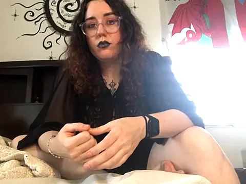 Snapshot of poppergirl69 chatting on September 8, 2025, 9:36 pm poppergirl69 online show from September 8, 2025, 9:36 pm