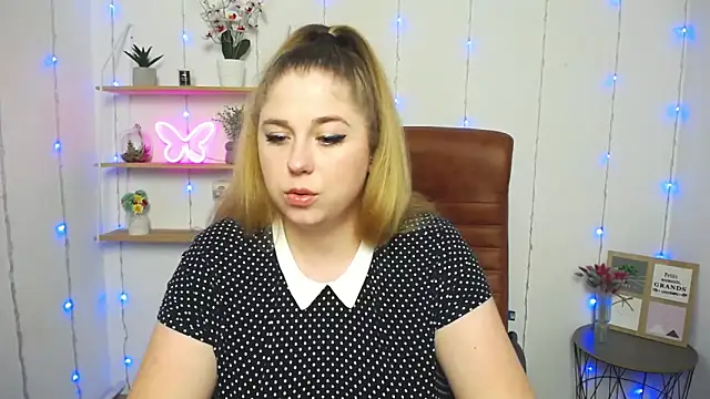 JessikaDaniel online show from January 28, 2025, 10:34 am