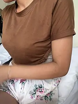 DulceMya6 online show from March 13, 2026, 2:12 pm